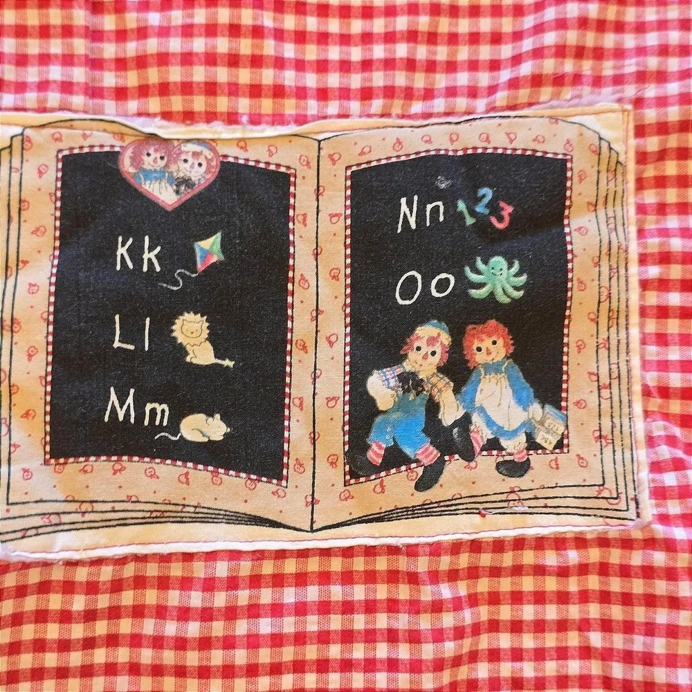 Vtg 90s Raggedy Ann Andy ABC Handmade Quilt‎ Large 33x66 Daisy Kingdom Fabric